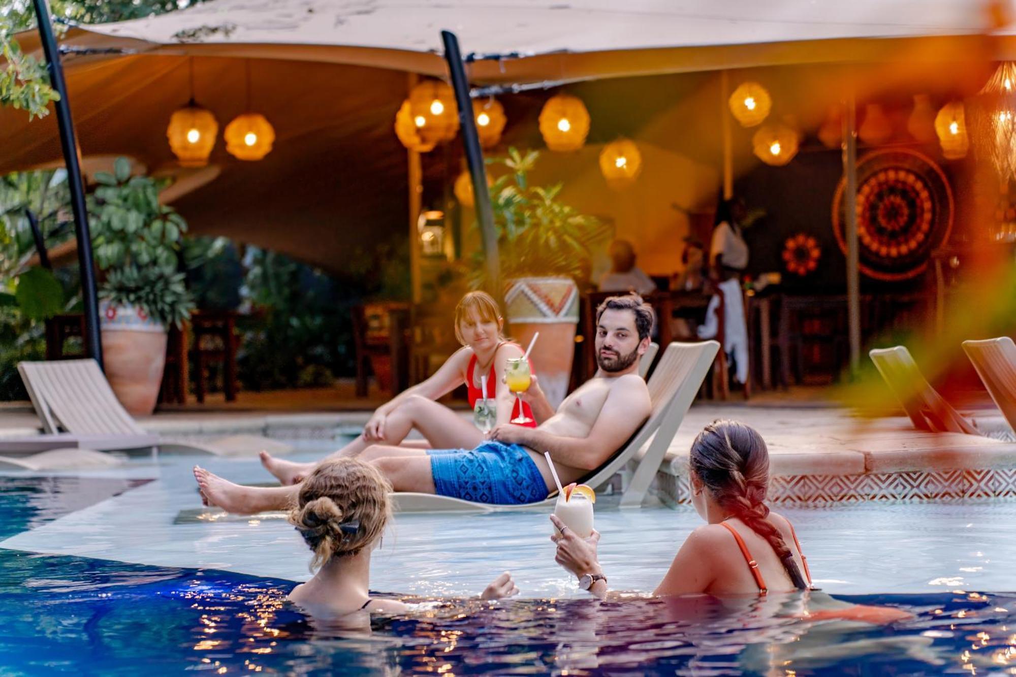 Shongwe Oasis Otel Victoria Falls Dış mekan fotoğraf