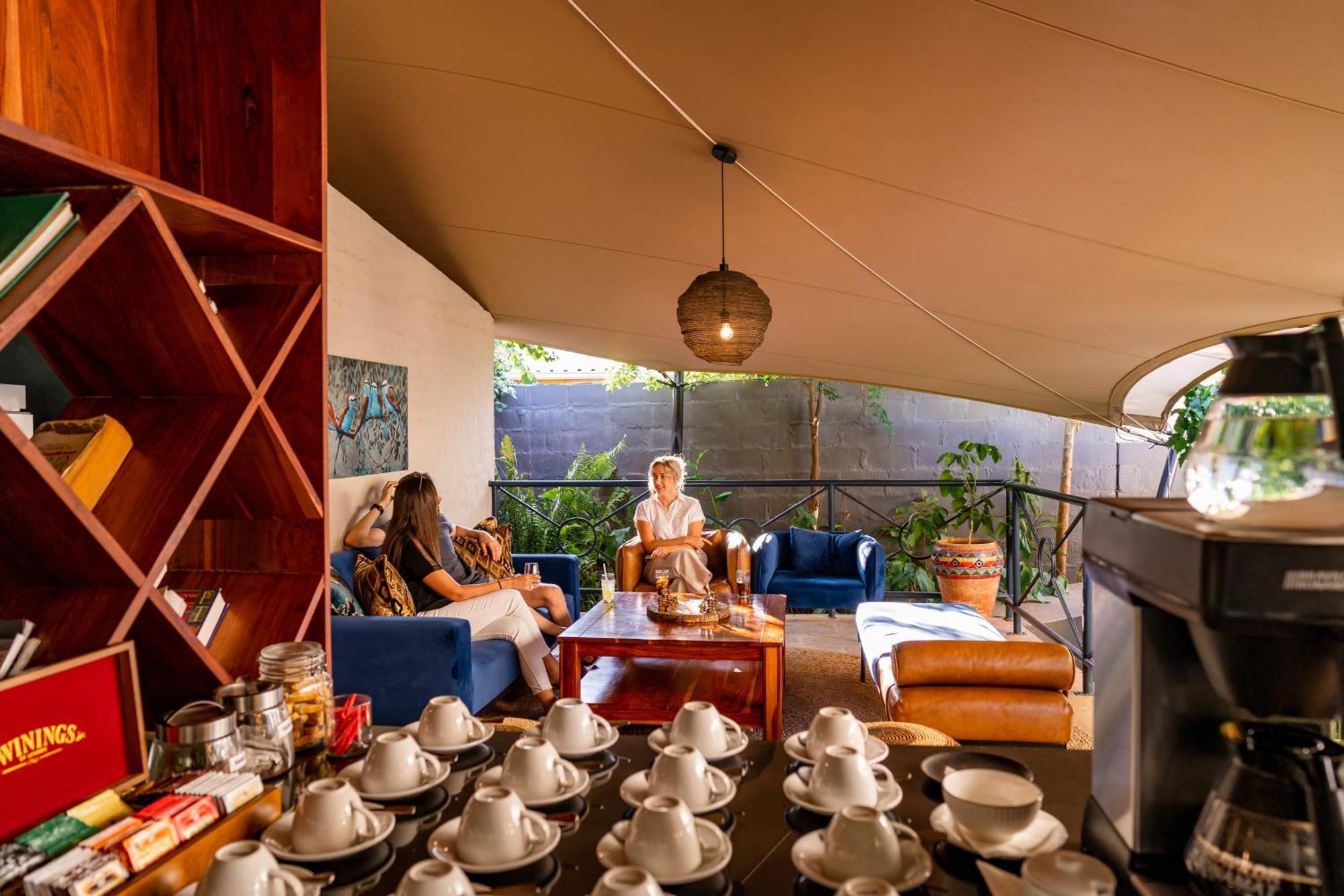 Shongwe Oasis Otel Victoria Falls Dış mekan fotoğraf